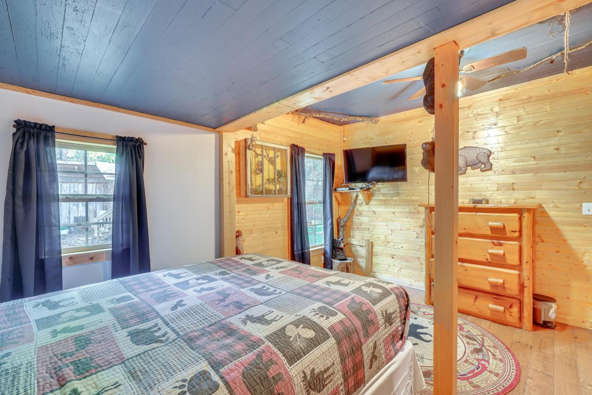 Just Fur Relaxin Sevierville Cabin With Hot Tub! Esterno foto