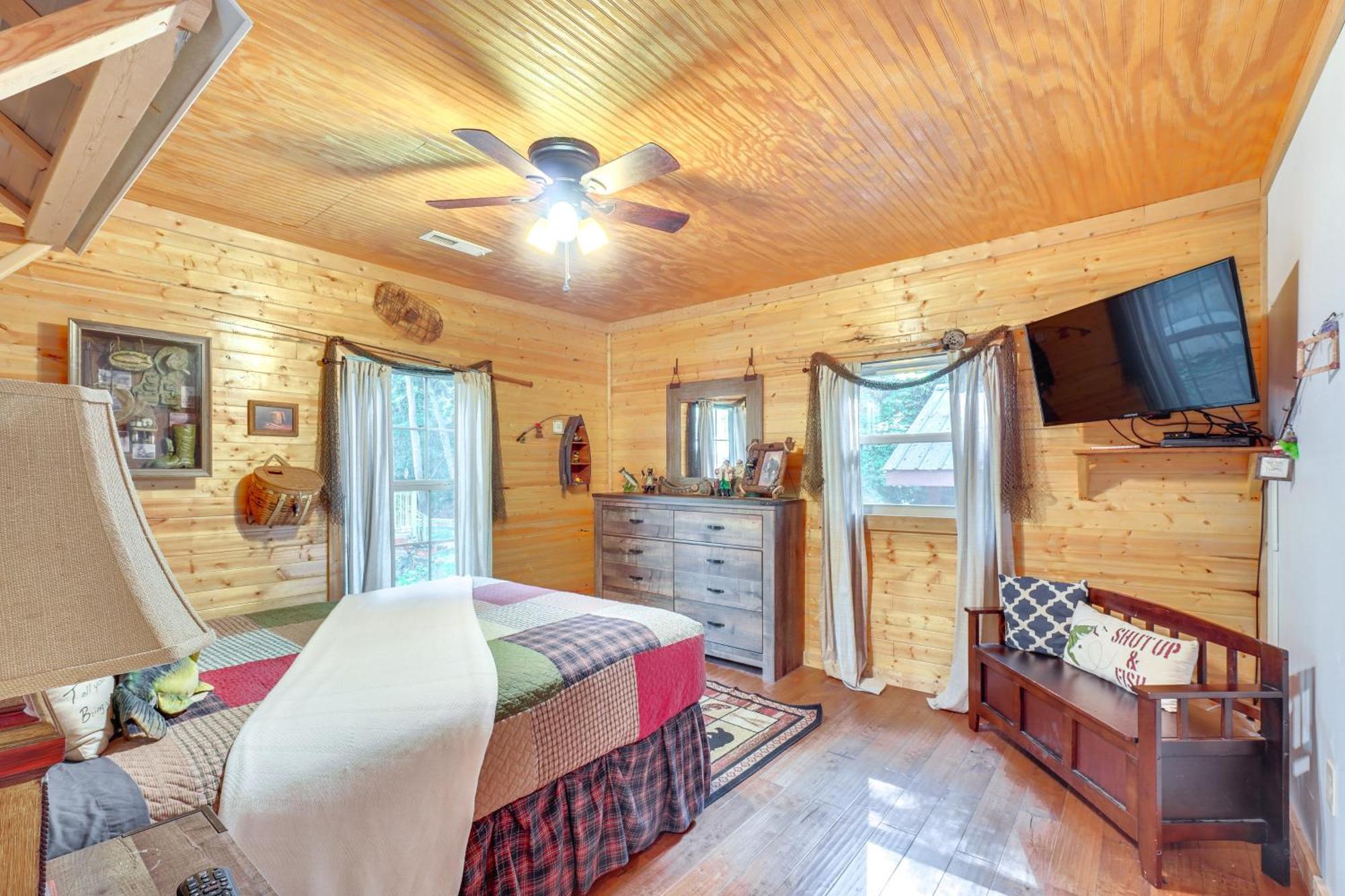 Just Fur Relaxin Sevierville Cabin With Hot Tub! Esterno foto