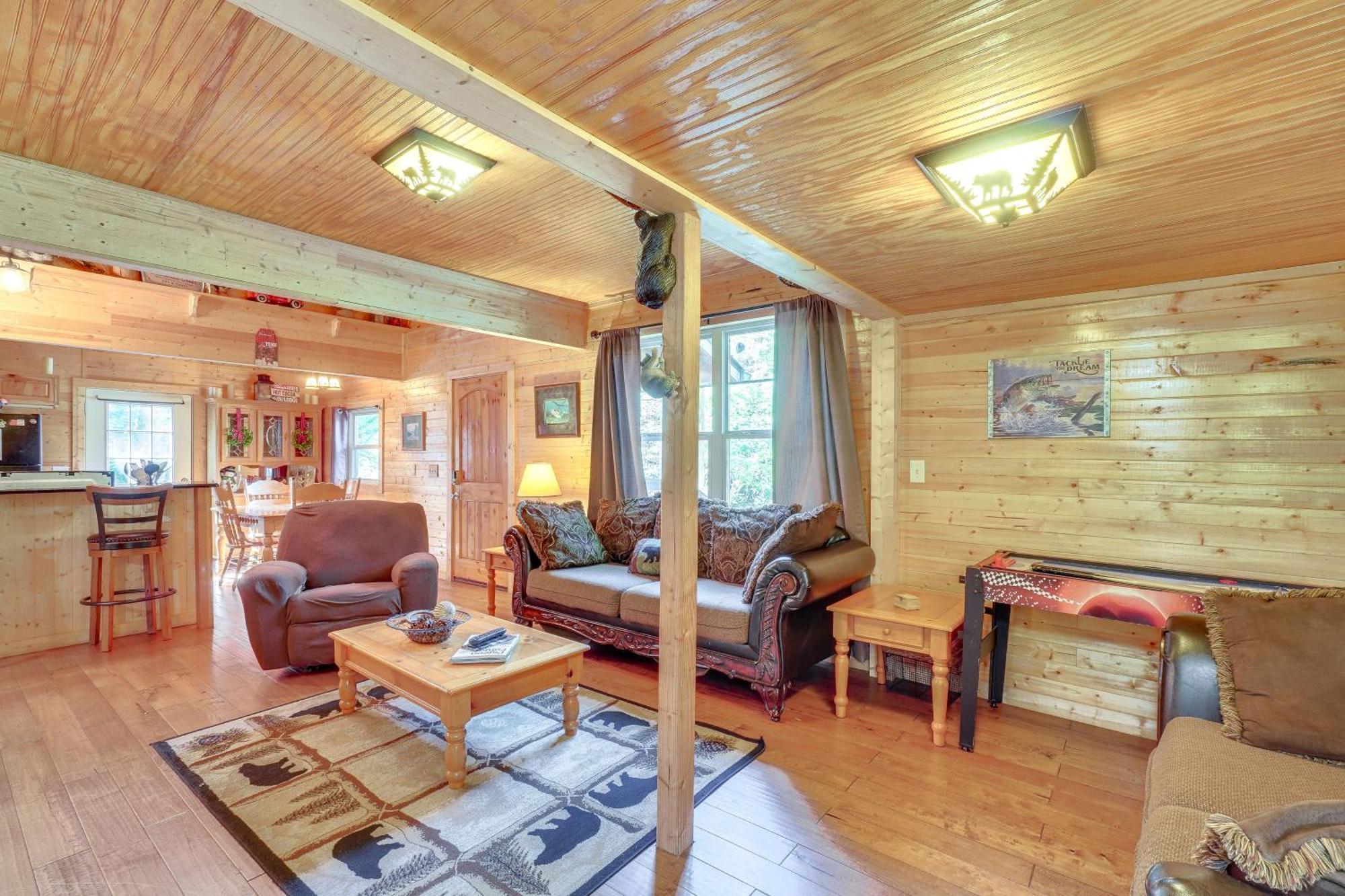 Just Fur Relaxin Sevierville Cabin With Hot Tub! Esterno foto
